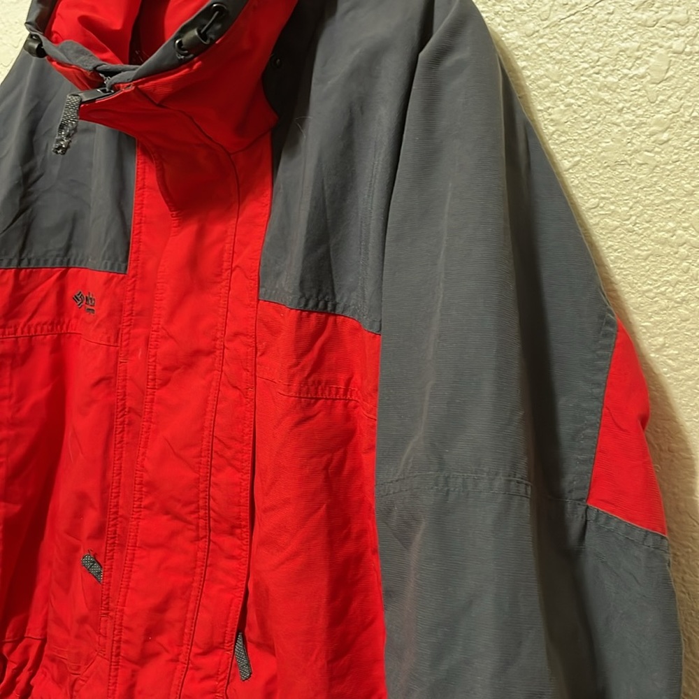Columbia Men's Red Core Interchangeable Jacket. Very Good Condition. Size XL. - Picture 7 of 15